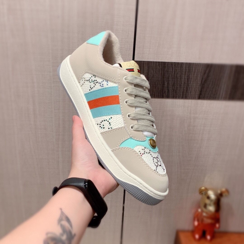 G*u*i casual shoes